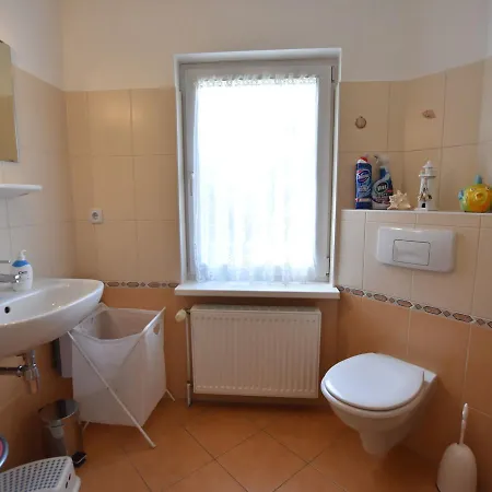 Einladende In Mit Grill